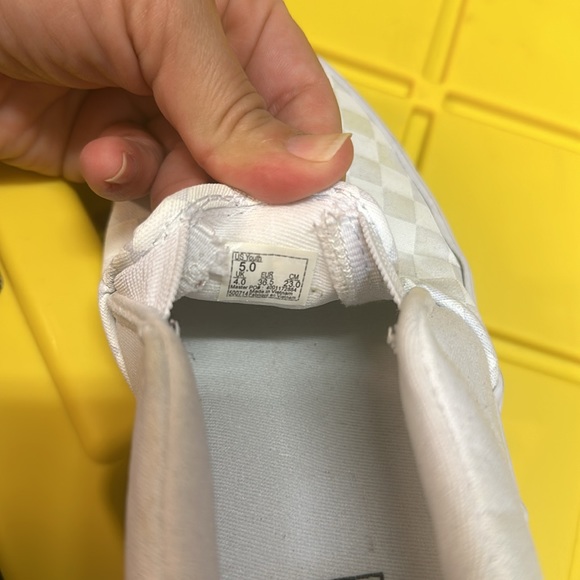 Vans - Picture 4 of 4